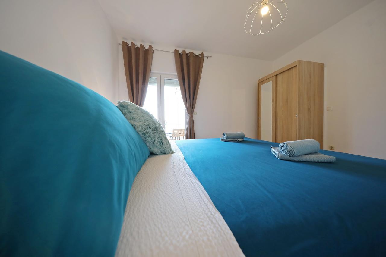 Apartments Kiara ビビニェ エクステリア 写真